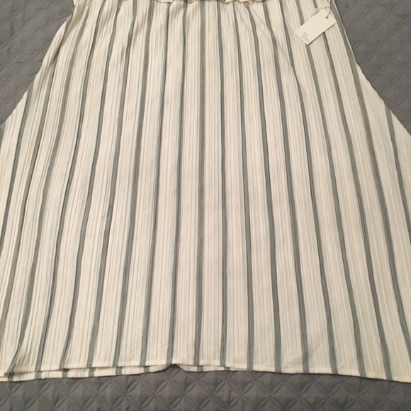 Beautiful striped flowing skirt - Picture 3 of 13